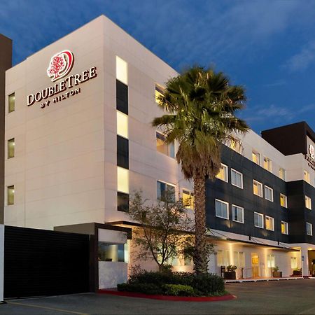 Hotel Doubletree By Hilton Querétaro Esterno foto
